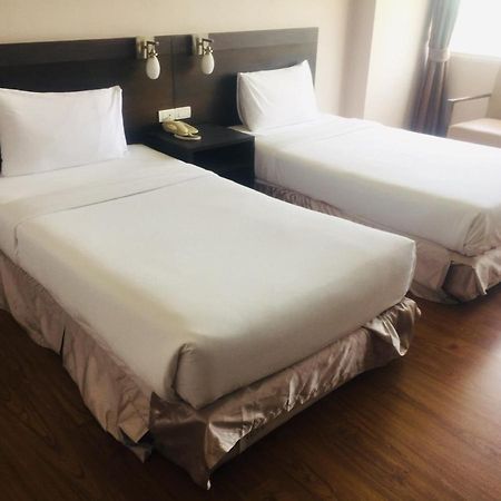 Sinkiat Buri Hotel Satun Esterno foto
