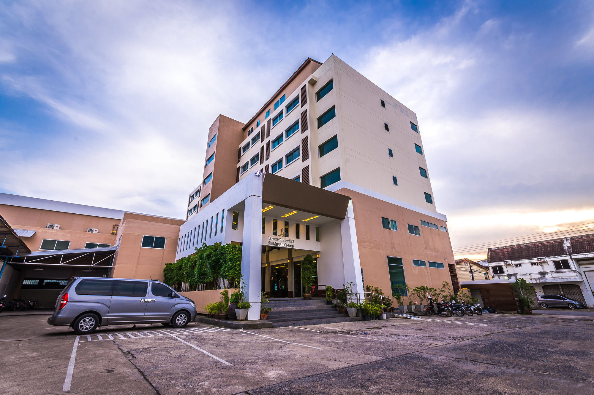 Sinkiat Buri Hotel Satun Esterno foto